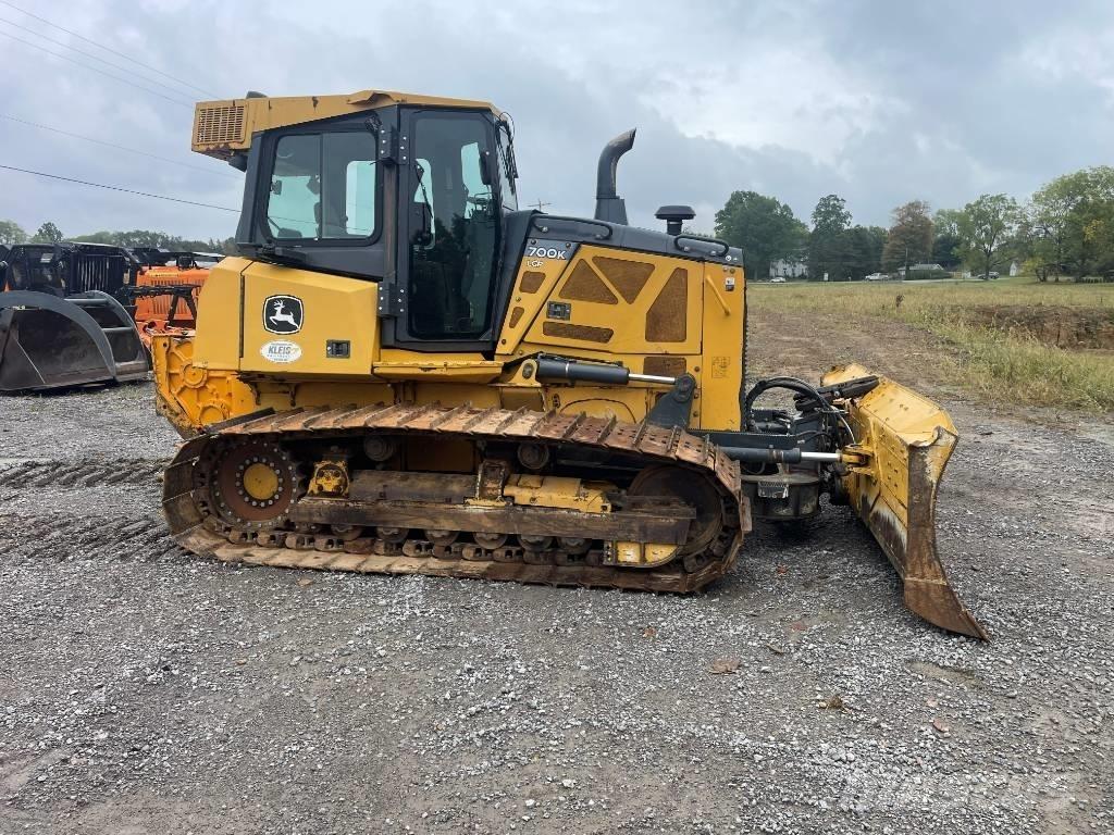 John Deere 700 KLGP Telaketjupuskutraktorit