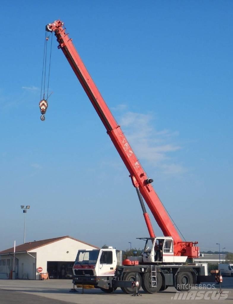 Grove GMK 3050 Mobiilinosturit