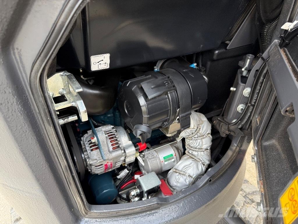 CASE CX 12 D Minikaivukoneet < 7t