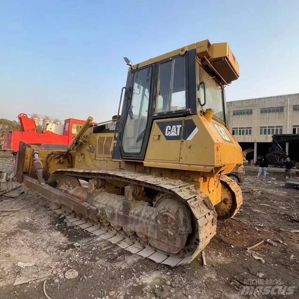 CAT D 6 G Telaketjupuskutraktorit