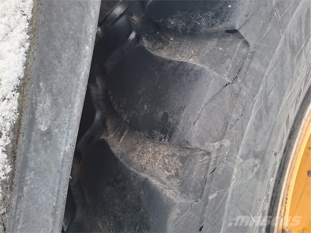 Volvo L180E Pyöräkuormaajat