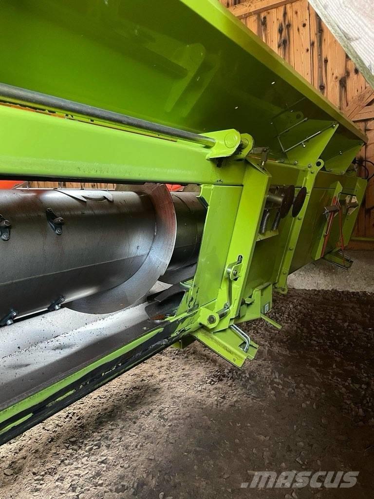 CLAAS V 750 Leikkuupöydät