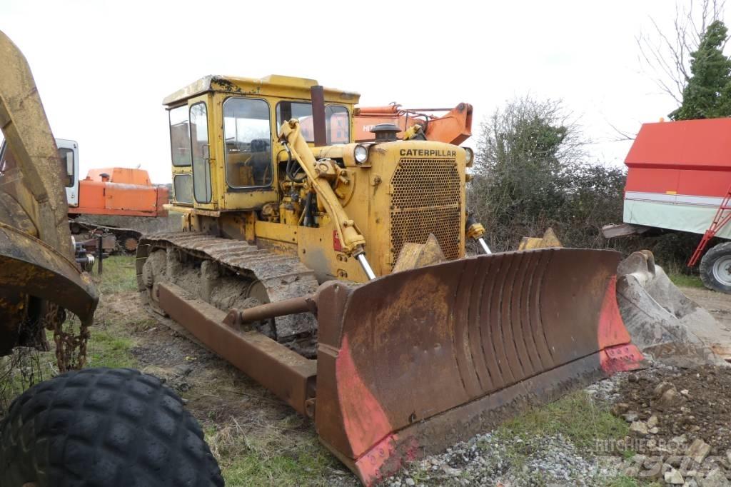 CAT D 8 H Telaketjupuskutraktorit