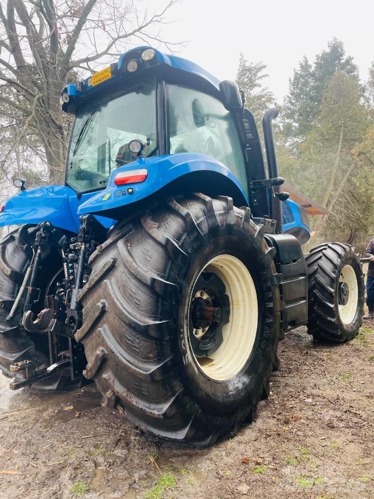 New Holland T 8.390 Traktorit
