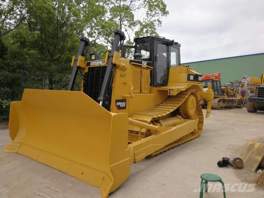 CAT D 7 R Telaketjupuskutraktorit