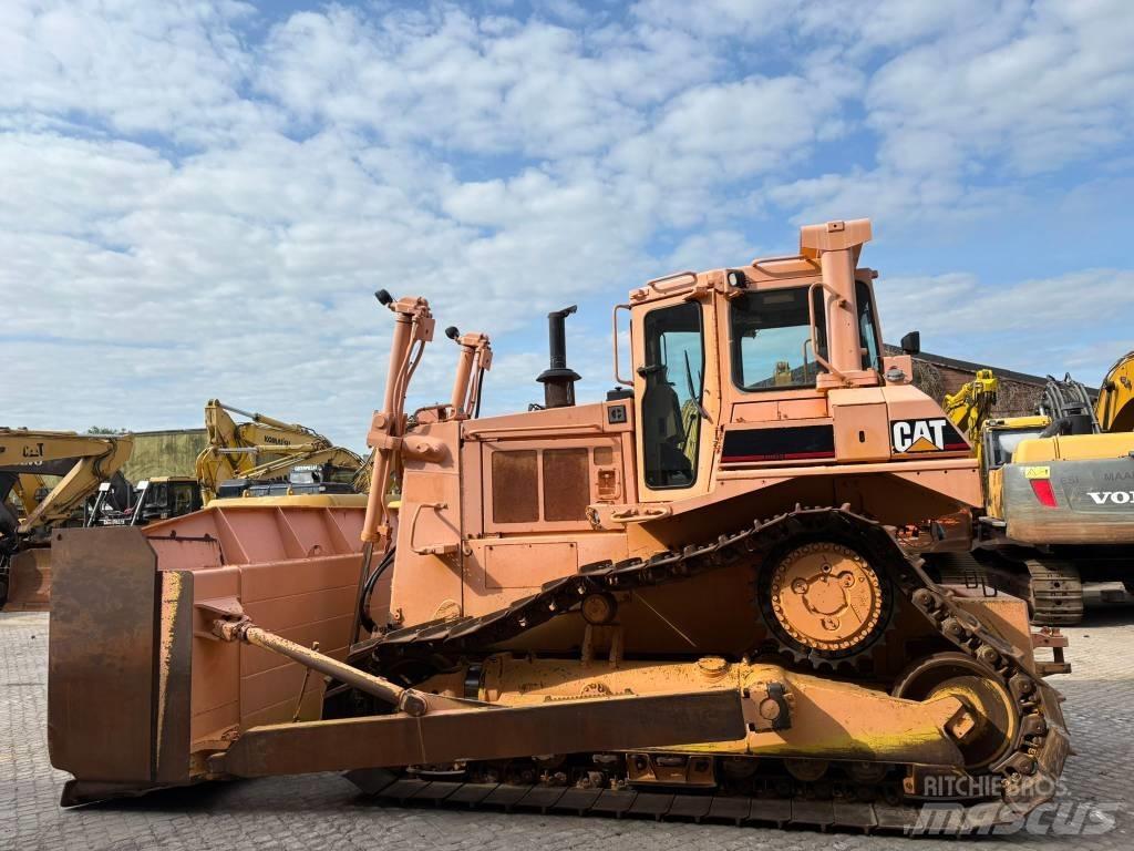 CAT D 7 H Telaketjupuskutraktorit