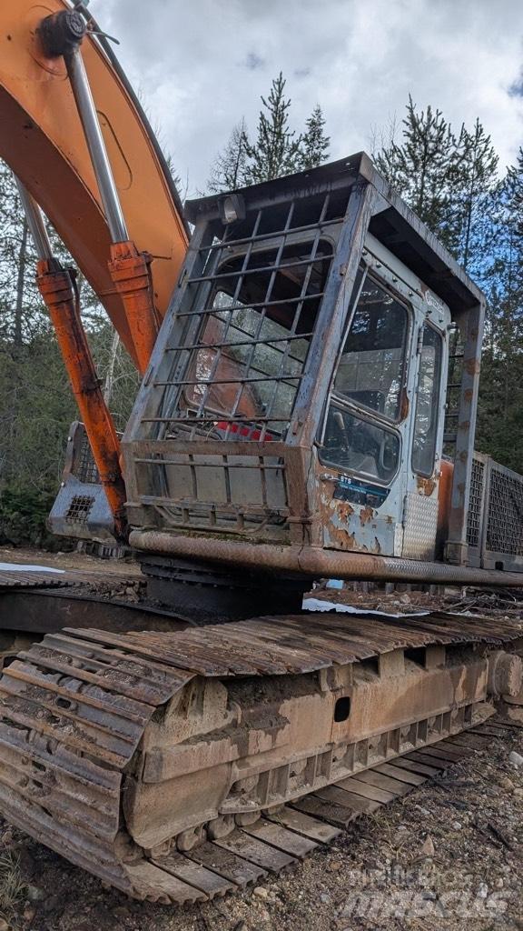 Hitachi EX 200 Telakaivukoneet