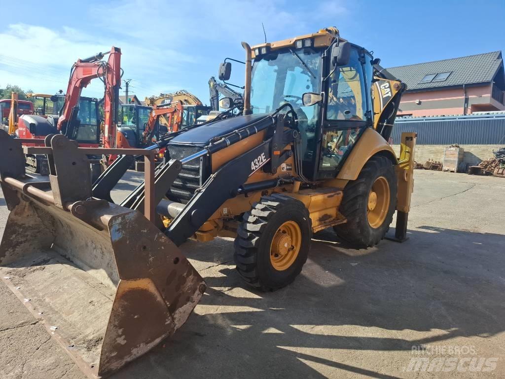 CAT 432E Kaivurikuormaajat
