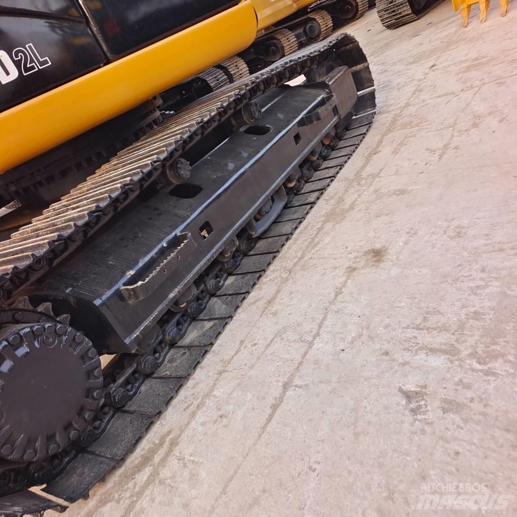 CAT 320DL Telakaivukoneet