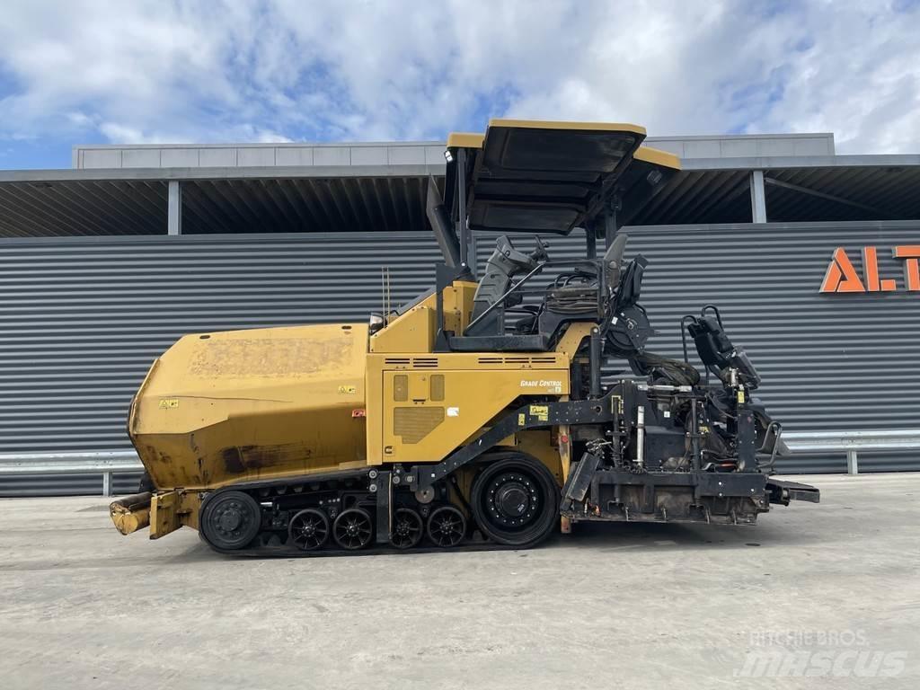 CAT AP555F Asfalttikoneet