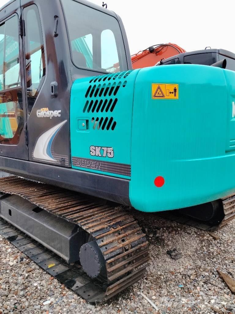 Kobelco SK 75 Telakaivukoneet