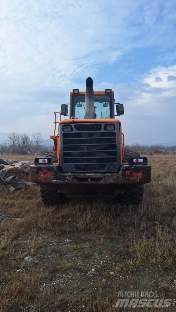 Doosan DL 300 Pyöräkuormaajat