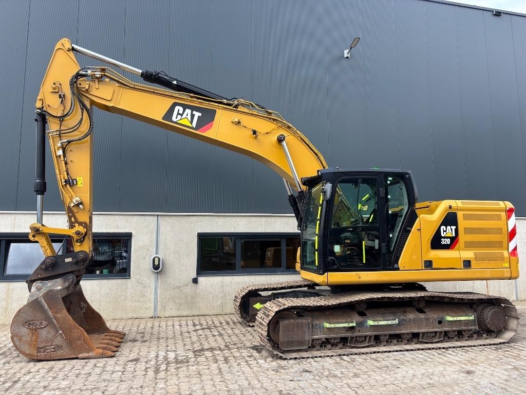 CAT 320 Telakaivukoneet