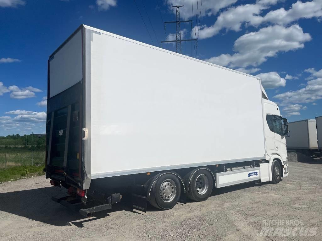 Scania R540B6X2*4NB Umpikorikuorma-autot
