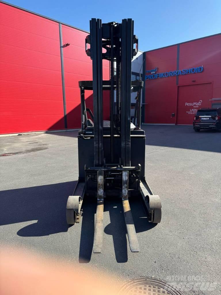 Linde R 25 Työntömastotrukit