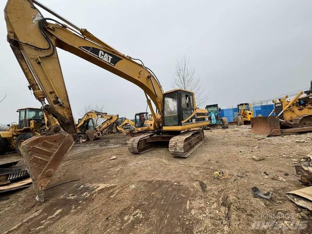 CAT 320 B L Telakaivukoneet