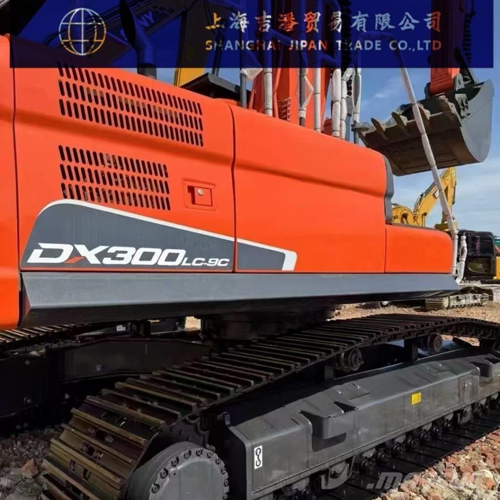 Doosan DX 300 Telakaivukoneet