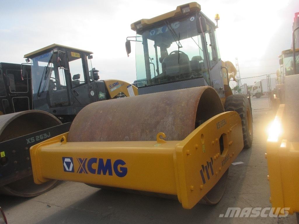 XCMG XS 263 J Yksivalssijyrät