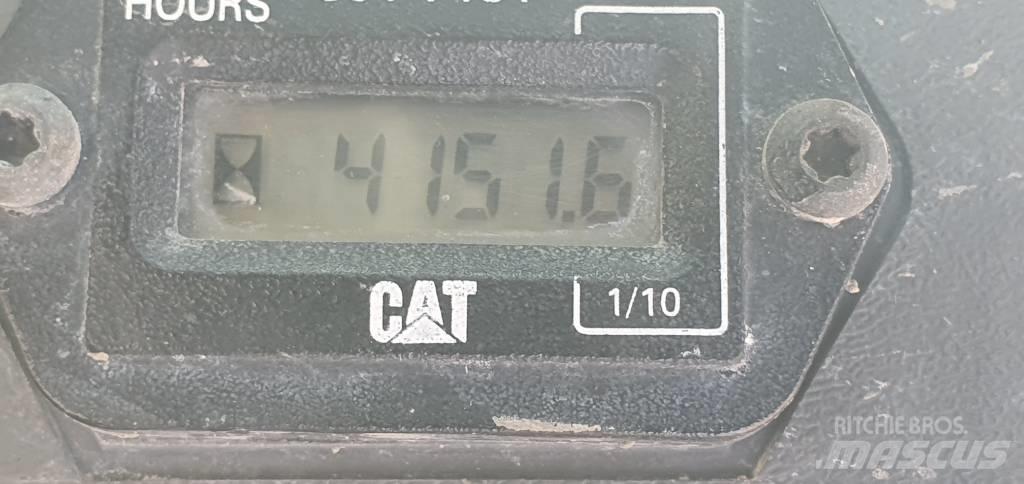 CAT 247 B 3 Liukuohjatut kuormaajat