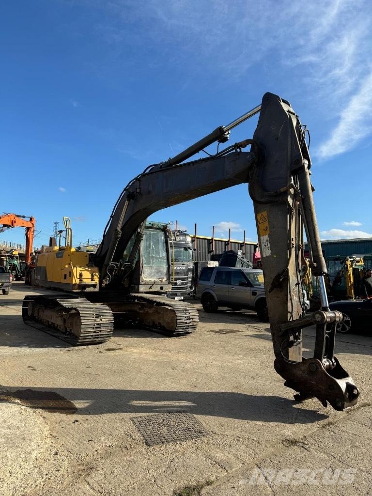 Volvo EC 220 DL Telakaivukoneet