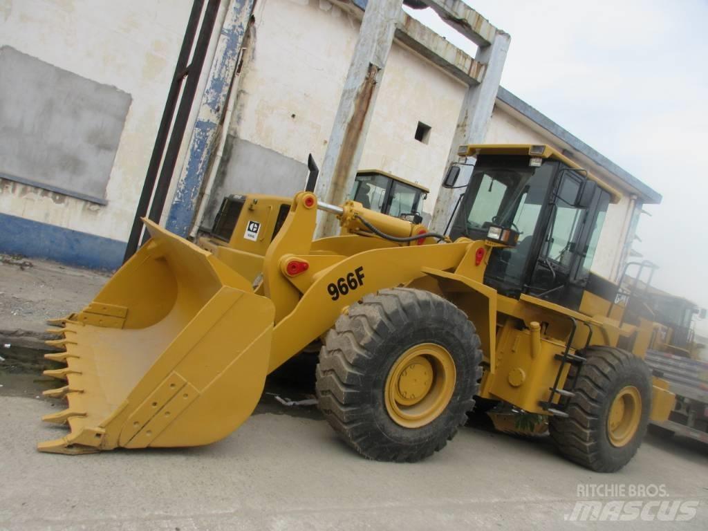 CAT 966 F Pyöräkuormaajat