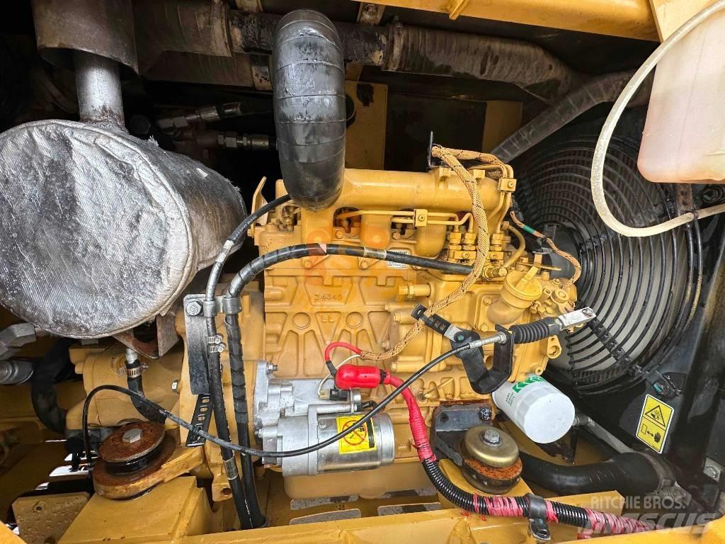 CAT 305.5E2 Minikaivukoneet < 7t