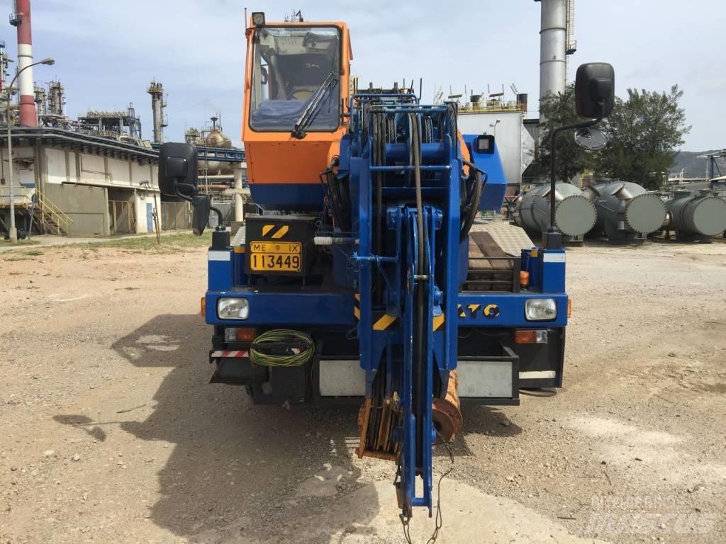 Kato CR 22MR Mobiilinosturit