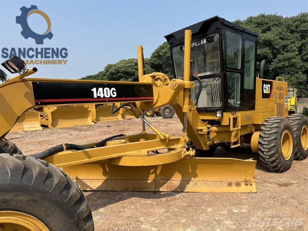 CAT 140G Tiehöylät