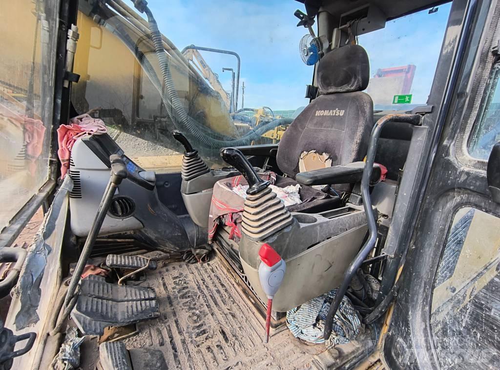 Komatsu 210 LC Telakaivukoneet