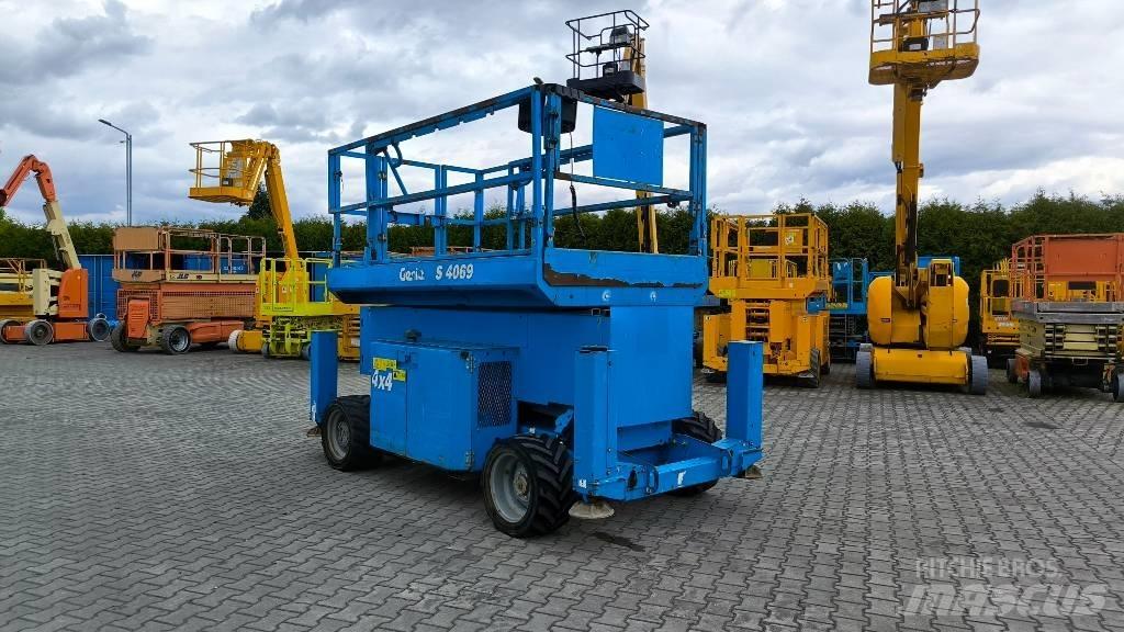 Genie GS 4069 Saksilavat