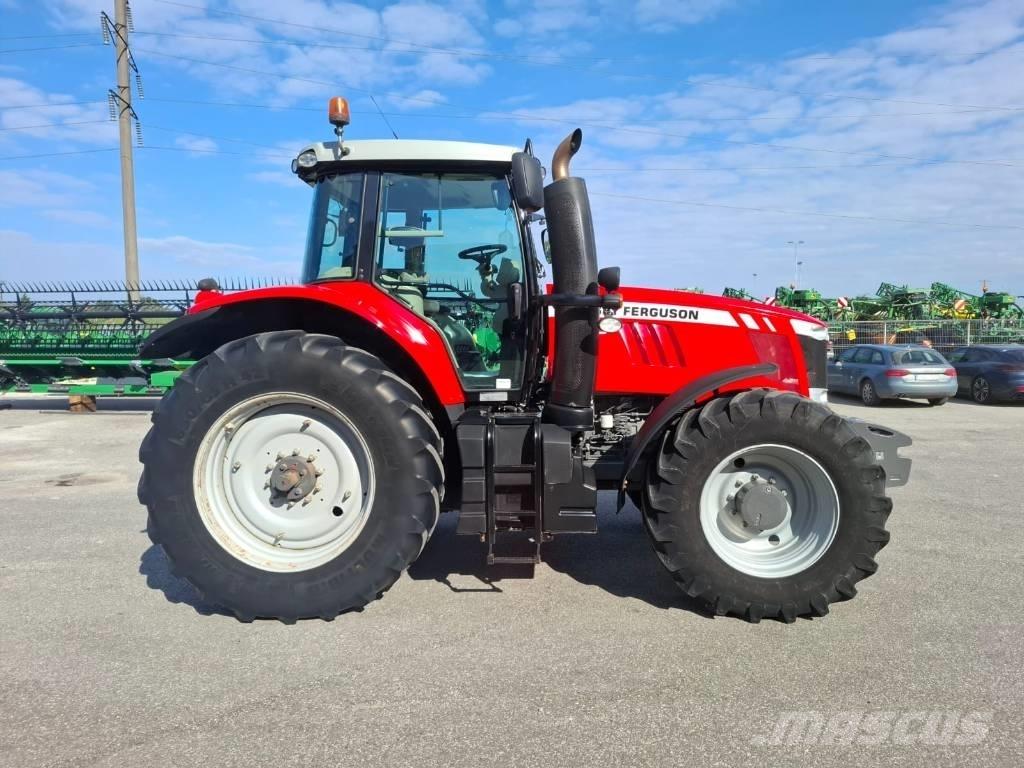 Massey Ferguson 7720 Traktorit