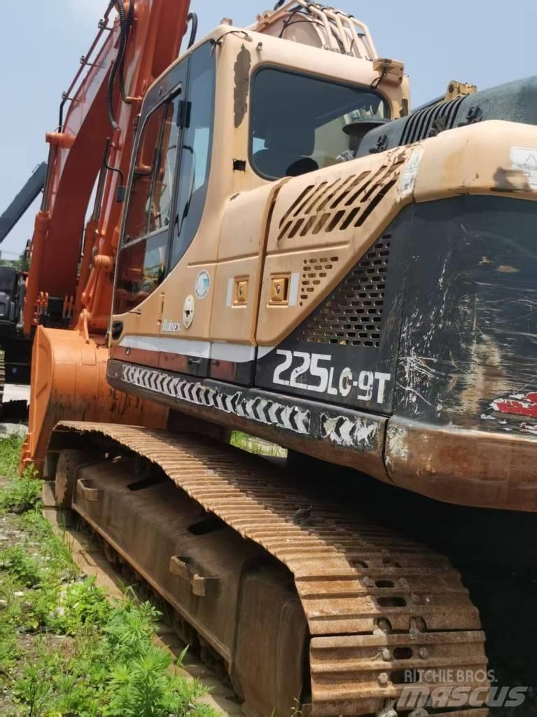 Hyundai 225lc-9t Telakaivukoneet