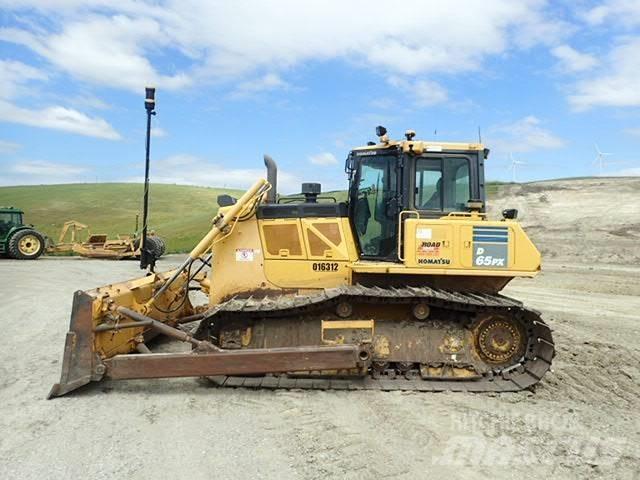 Komatsu D65PX-18 Telaketjupuskutraktorit