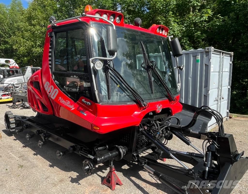  Pisten Bully PB600 Rinnekoneet