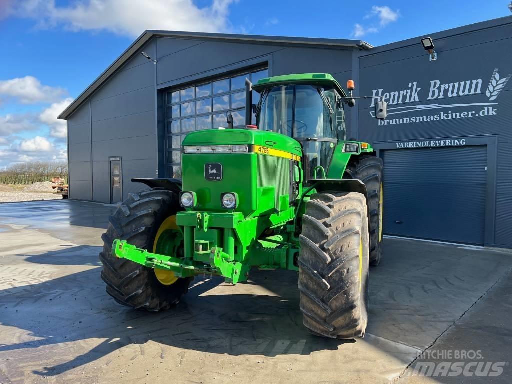 John Deere 4755 Traktorit