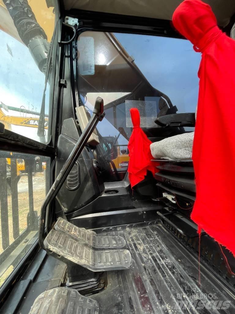 Sany 215 Midikaivukoneet 7t - 12t