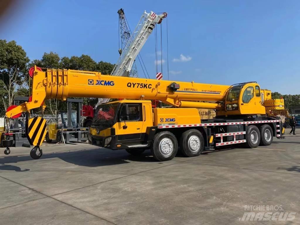XCMG QY75K Mobiilinosturit