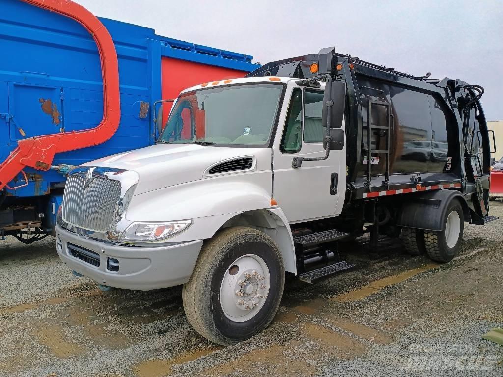 International 4600 Jäteautot