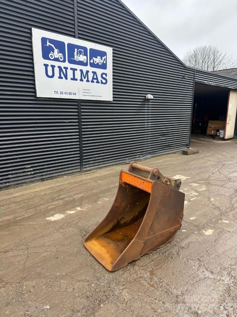  Andet S60 skovl Kauhat