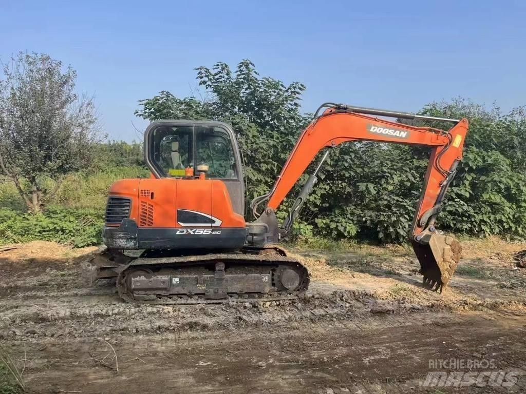 Doosan DX 55 Minikaivukoneet < 7t