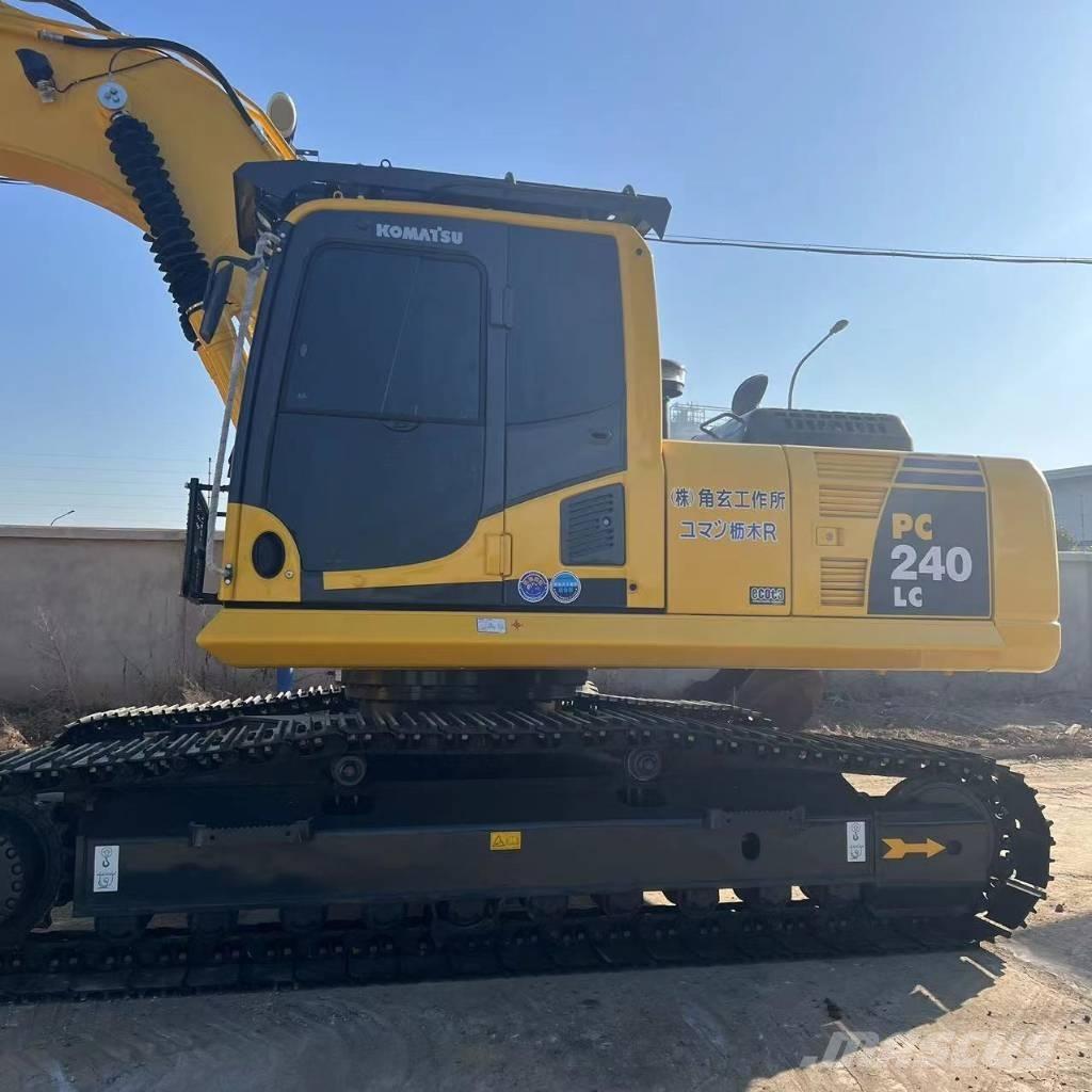 Komatsu PC 240-8N1 Midikaivukoneet 7t - 12t