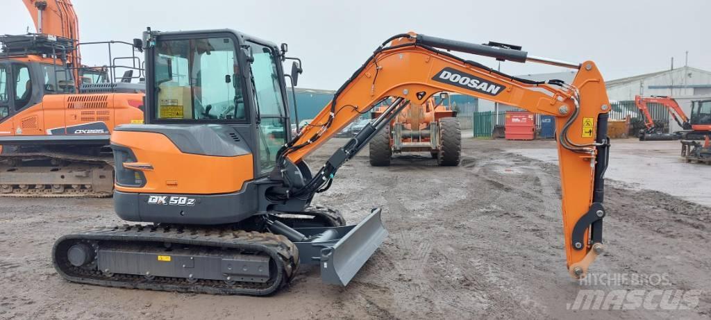 Doosan DX 50 Z Telakaivukoneet