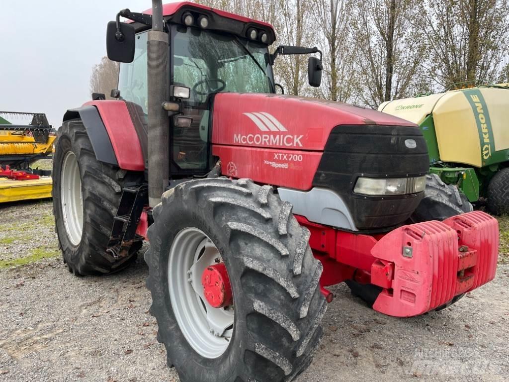 McCormick XTX 200 Traktorit