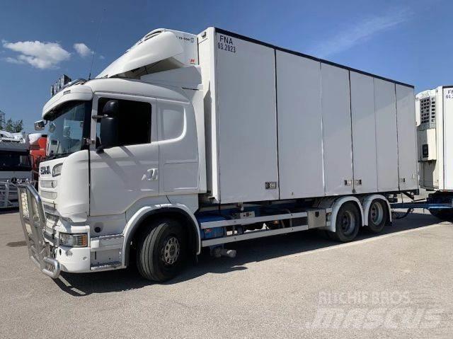 Scania R520 6x2 Umpikorikuorma-autot