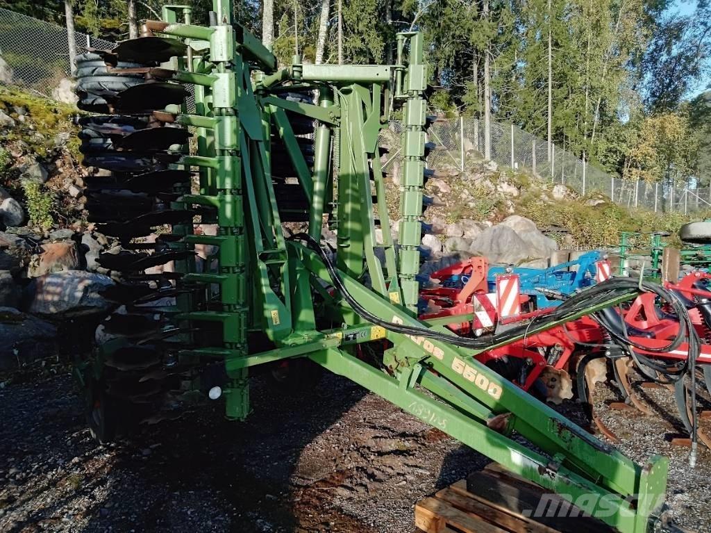 Amazone Catros 5500 Kiekkomultaimet ja lautasäkeet