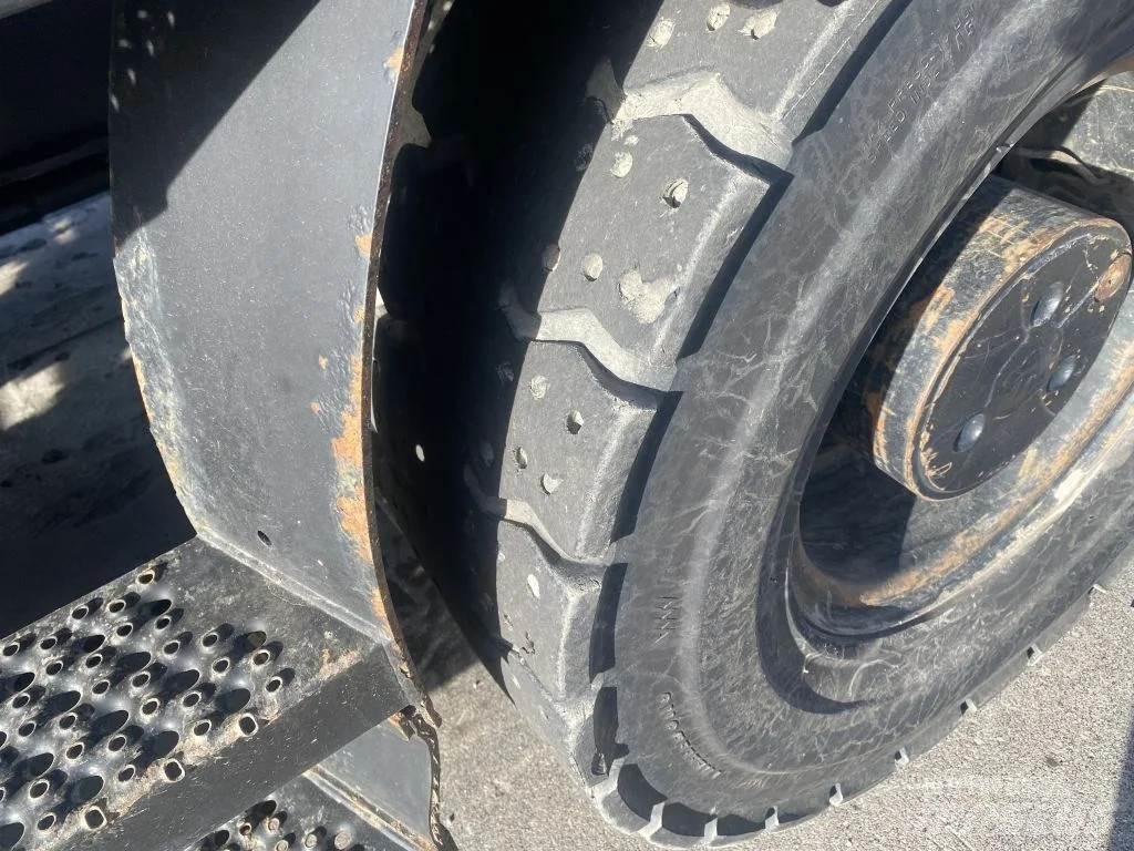 CAT M318F Pyöräkaivukoneet