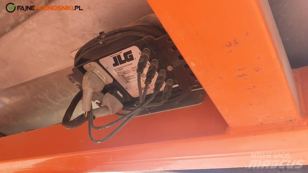 JLG 2646 ES Saksilavat