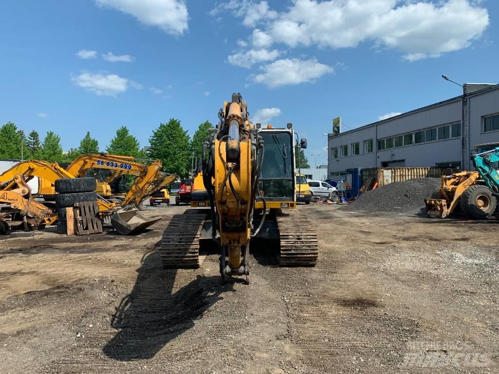 Liebherr R 924 Telakaivukoneet