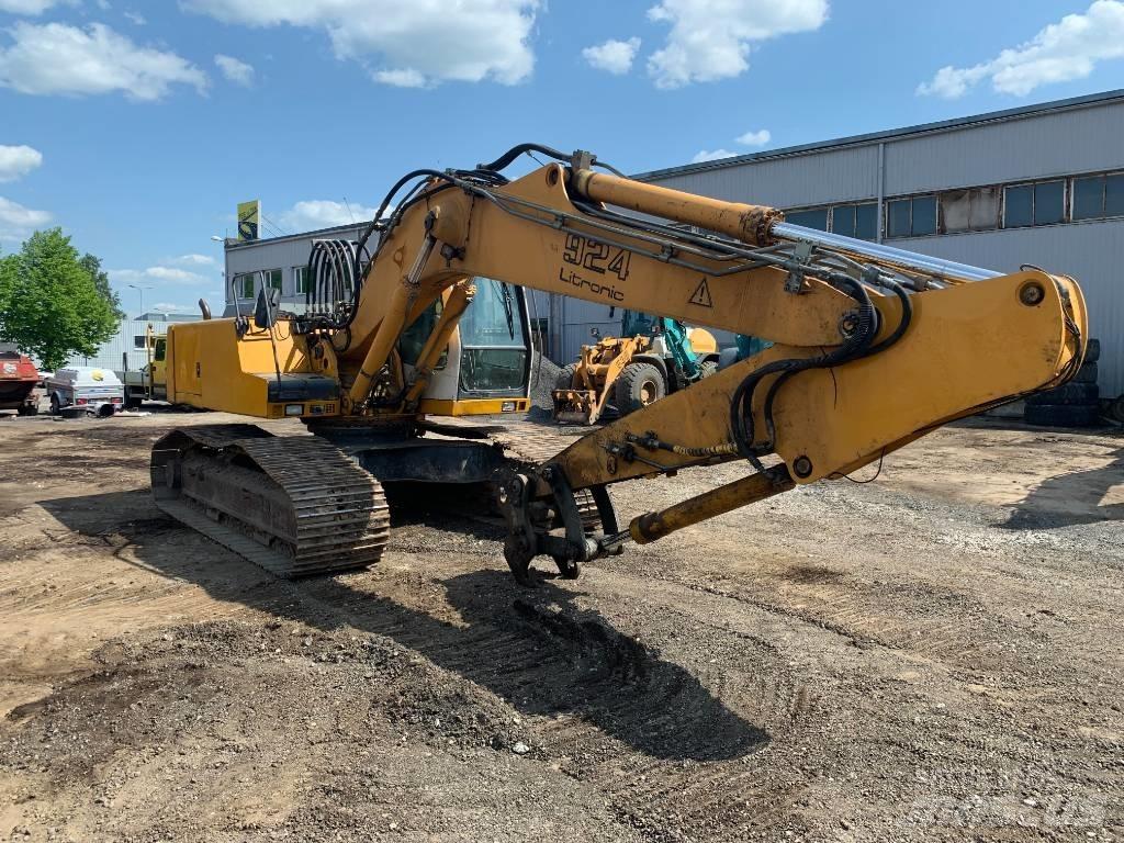 Liebherr R 924 Telakaivukoneet