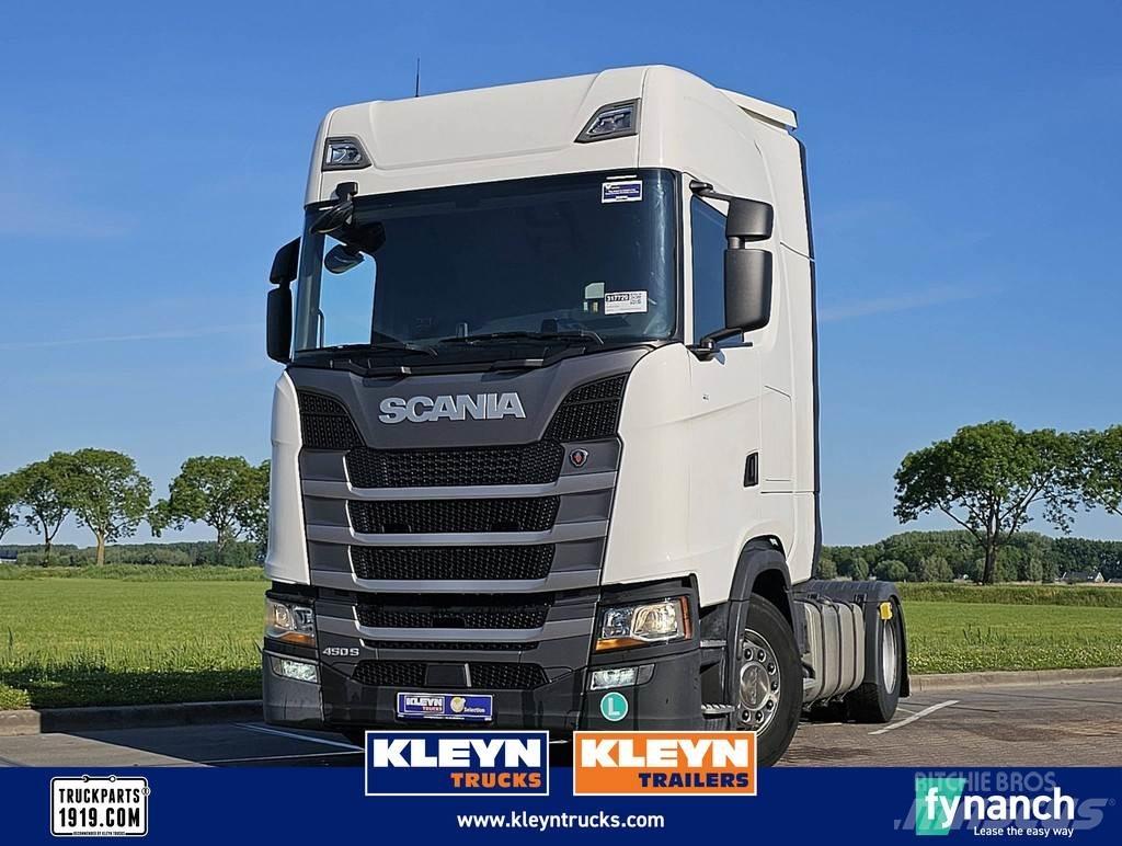 Scania S450 Vetopöytäautot